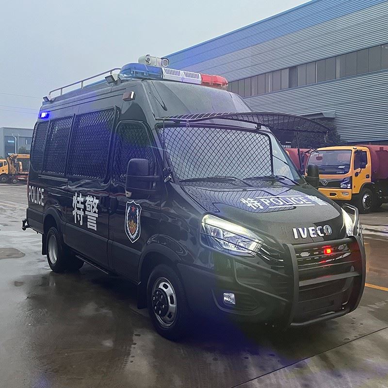 Iveco Troop Transport Vehicle With 7 Seat suppliers