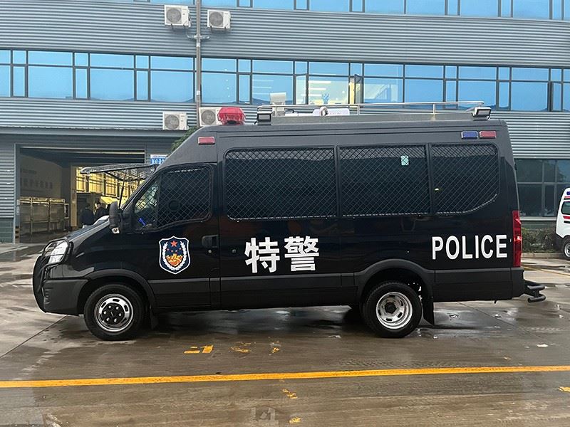 Iveco Troop Transport Vehicle With 7 Seat best