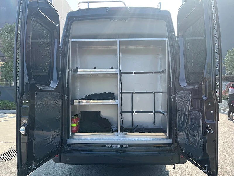 Iveco Troop Transport Vehicle With 7 Seat price